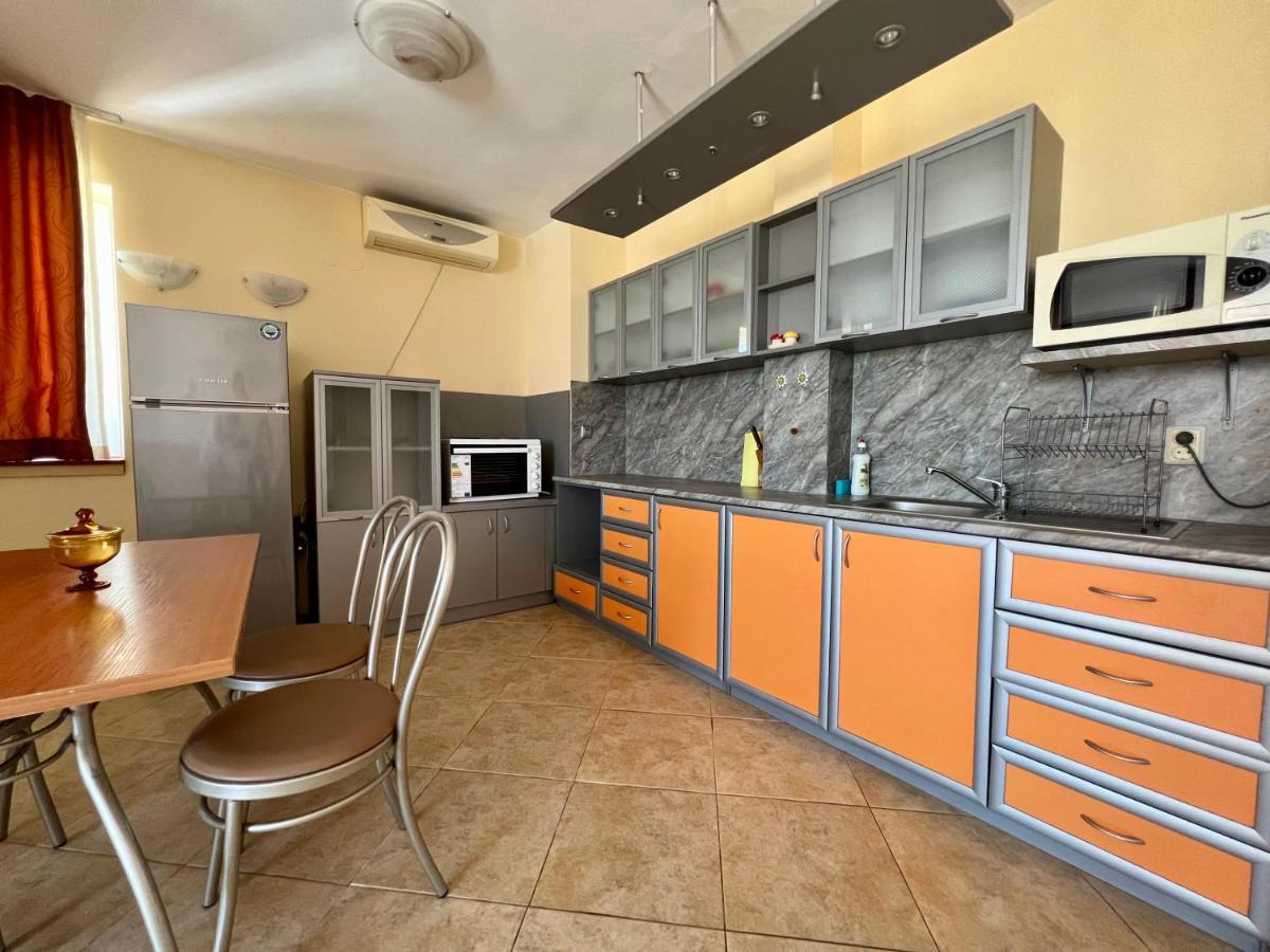 Private One-Bedroom Apartment With Balcony In Sozopol By Flat Mаnаger Eksteriør billede